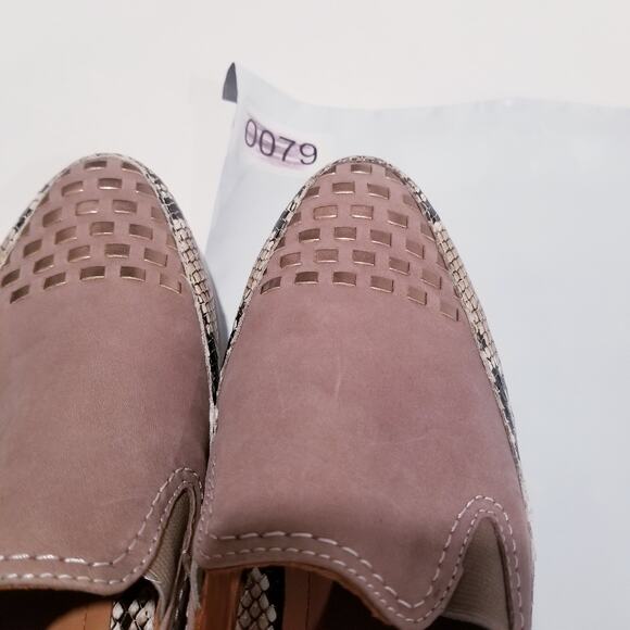 ARA Shoes Luftpolster Snake Print Studded Slip On Loafer - Picture 13 of 13